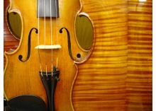 violines nuevos y antiguos